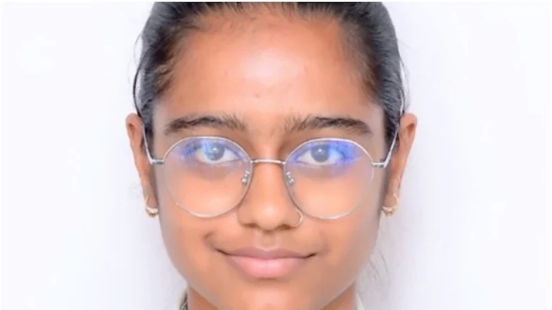 CBSE 12th Result 2025 Rajasthan Topper: सीकर की बेटी खुशी शेखावत ने रचा इतिहास, देशभर में हासिल किया दूसरा स्थान