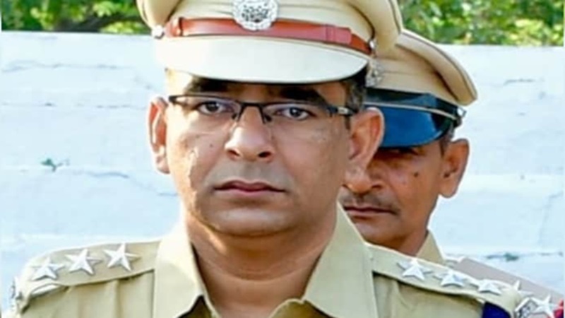 Rajasthan News: सवाई माधोपुर में सीओ सिटी उदयसिंह मीना पर गंभीर आरोप, झूठी गवाही दिलवाने और प्रताड़ना के मामले में FIR दर्ज