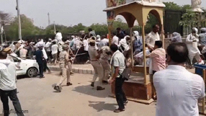 Rajasthan News: झुंझुनूं में सुभाष मेघवाल हत्याकांड को लेकर उग्र हुआ प्रदर्शन, पुलिस ने किया लाठीचार्ज