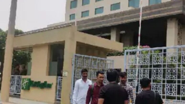 Rajasthan News: जयपुर के इस होटल को मिली बम से उड़ाने की धमकी, कार्यक्रम में मौजूद थे गृह राज्य मंत्री