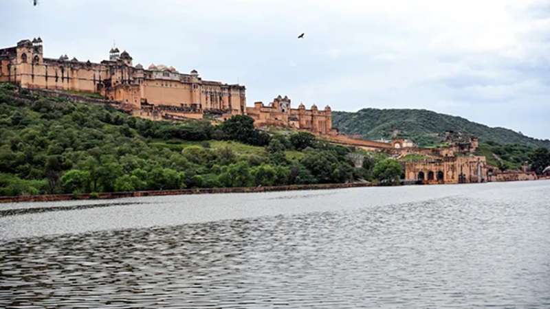 Rajasthan News: कई जिलों में पारा 45 डिग्री पार, कहीं बारिश से राहत तो कहीं लू का प्रकोप, इन जिलों में येलो अलर्ट जारी