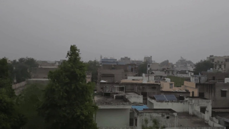 Rajasthan Weather: राजस्थान में बदला मौसम का मिजाज, पश्चिमी विक्षोभ से राहत की बौछार; आंधी, बारिश और ओलावृष्टि का अलर्ट