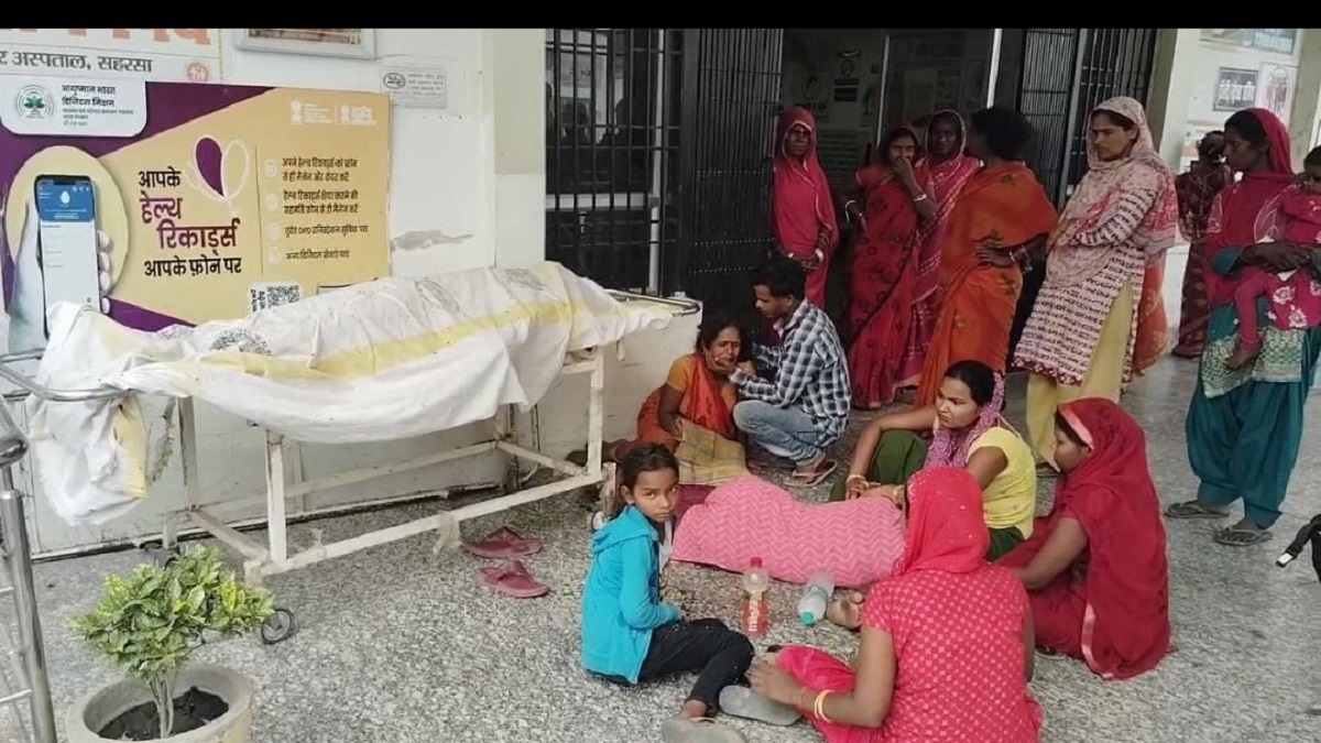 Saharsa Accident News : सड़क हादसे में बाइक चालक की मौत, परिजनों का रो-रो कर बुरा हाल