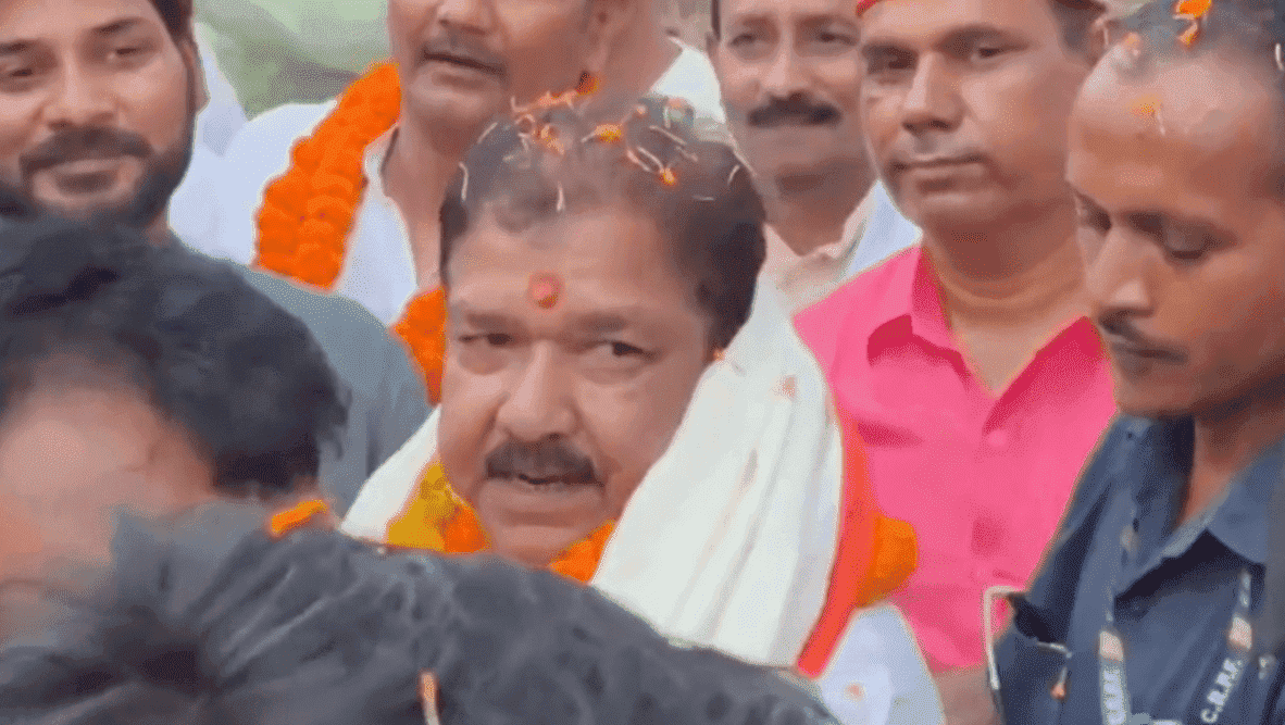 Bihar News: भारत-पाकिस्तान के बीच चल रहे तनाव पर बीजेपी के प्रदेश अध्यक्ष दिलीप जायसवाल ने दिया बड़ा बयान, कहा- ‘अगर पाकिस्तान ने आतंकवादियों पर कार्रवाई नहीं की, तो फिर से लड़ाई शुरू हो सकती है’