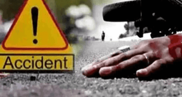 Bihar News: तेज रफ्तार बाइक फिसलने से एक युवक की हुई मौत, दूसरे की हालत गंभीर