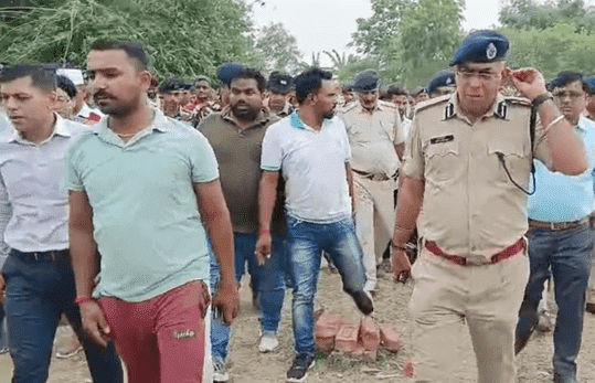 राजपुर ट्रिपल मर्डर: पूर्व जिला परिषद प्रतिनिधियों की संलिप्तता तय, DIG ने की पुष्टि, पुलिस कर रही दबिश