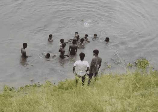Bihar News: मोतिहारी में हुआ दर्दनाक हादसा, बूढ़ी गंडक में नहाने गए 3 बच्चों की डूबने से हुई मौत