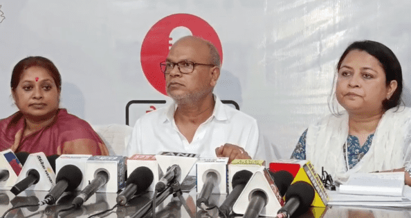 Bihar News: बिहार प्रदेश कांग्रेस ने नीतीश सरकार पर बोला हमला, कहा- युवतियों की हत्या और गैंगरेप की घटनाओं को लेकर लापरवाह है सरकार