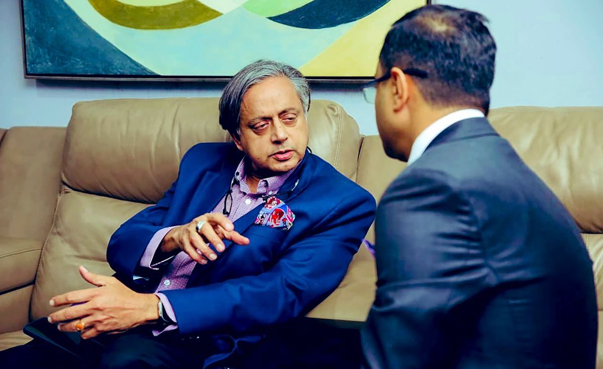 विदेशी धरती पर शशि थरूर का ‘स्वैग’, कोलंबिया में जाकर कोलंबिया को ही घेरा, जानें क्या है पूरा मामला
