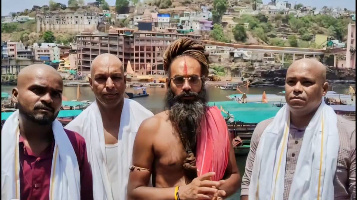 Pahalgam terror attack: ओंकारेश्वर में हिंदू महासभा ने मृतकों को दी श्रद्धांजलि, तर्पण, मुंडन और सामूहिक प्रार्थना कर लिया राष्ट्ररक्षा का संकल्प