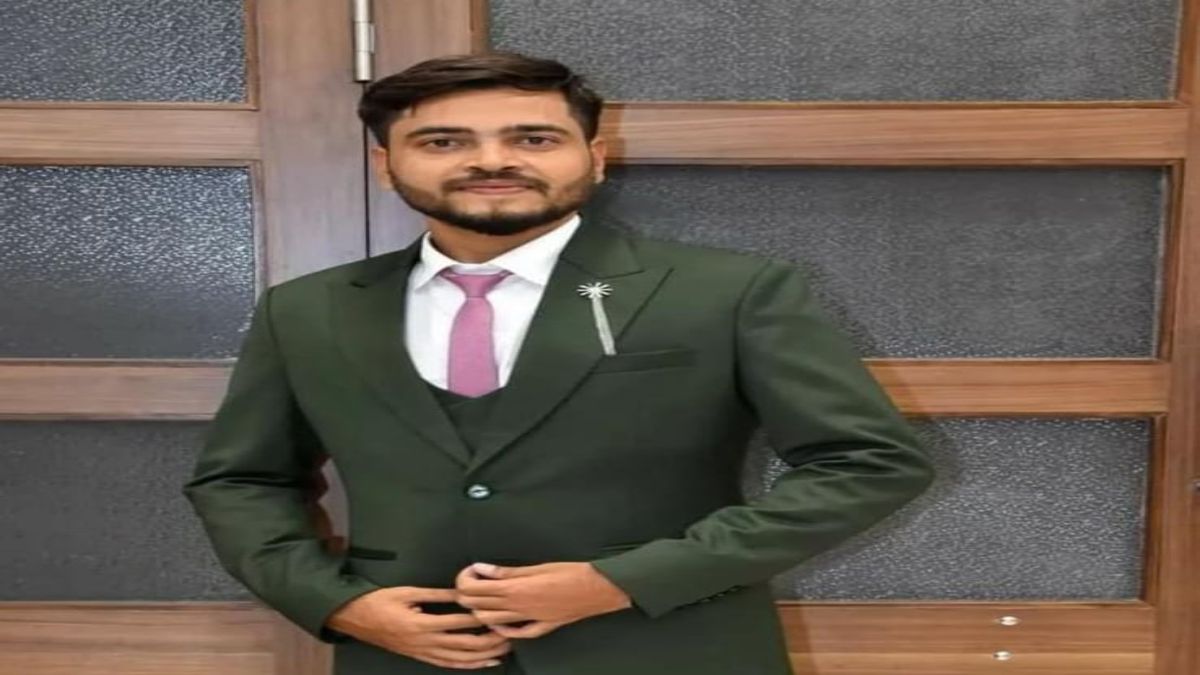 दर्दनाक हादसाः तालाब में डूबने से मेडिकल छात्र की मौत, दोस्तों के साथ नहाने गया था विवेक, तैरना आने के बाद भी काई की वजह से गई जान