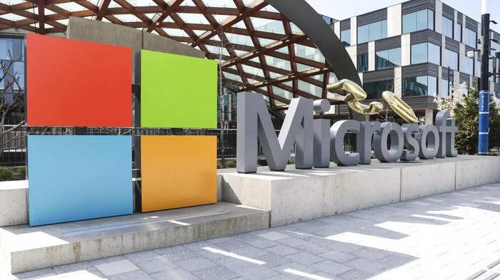 Microsoft Layoffs Details: 6 हजार कर्मचारियों की नौकरी खा गया AI, जानिए क्या बोली कंपनी ?