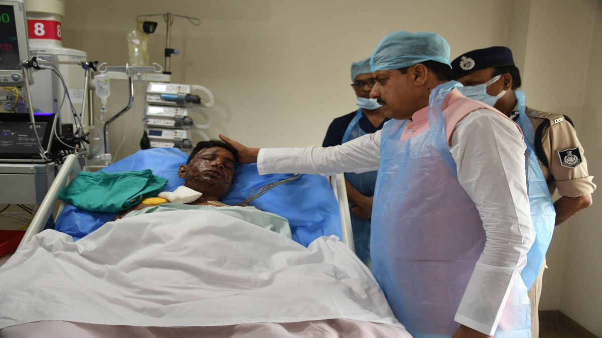 मॉकड्रिल में घायल जवानों से मिलने पहुंचे CM डॉ मोहनः बोले- जवानों के साथ पूरी सरकार खड़ी है, कांग्रेस के राजभवन के बाहर धरने पर कही यह बात