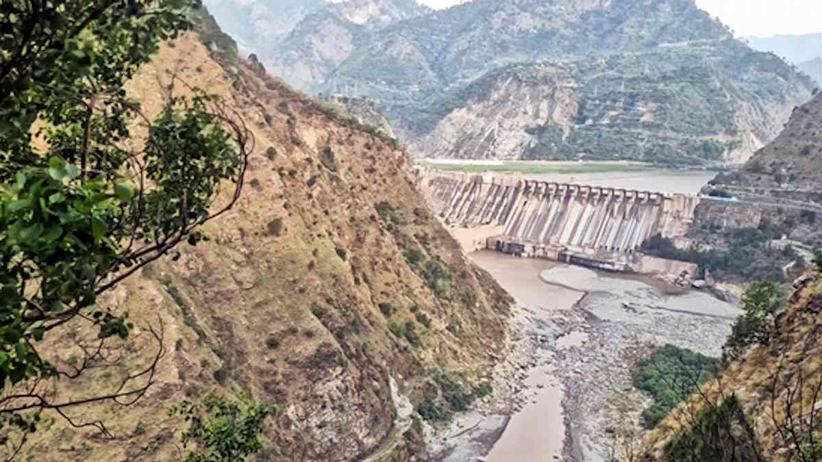 चिनाब का पानी रोकने से बिलबिलाया पाकिस्तान, कहा- खतरे में खरीफ की फसल