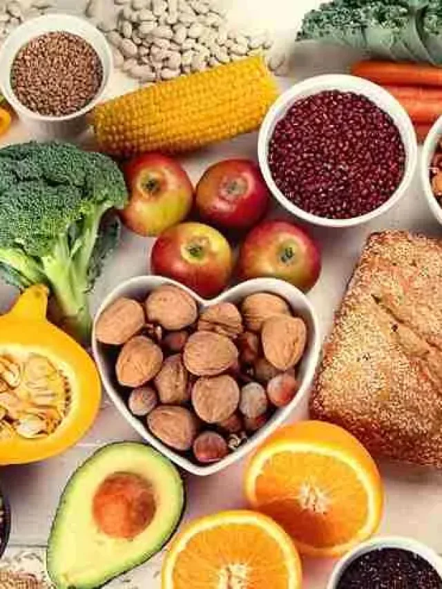 Health Tips: जाने कौन सी  Vitamin की कमी से फटने लगती हैं दिमाग की नसें