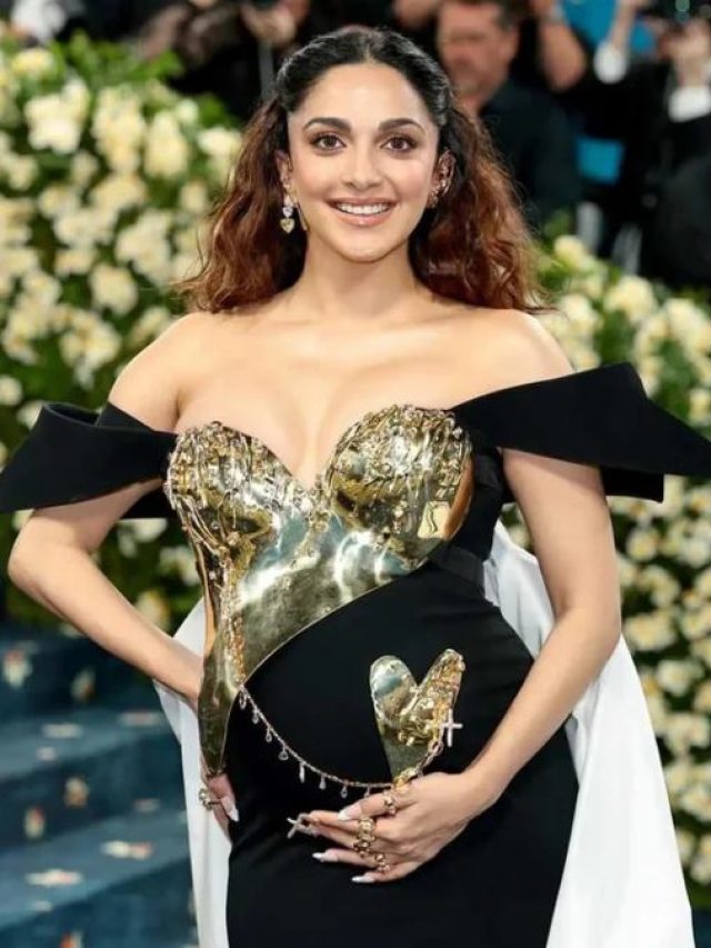 शानदार अंदाज में Kiara Advani ने किया मेट गाला में डेब्यू, बेबी बंप फ्लॉन्ट करते आईं नजर …