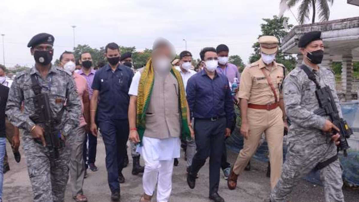 गृह मंत्रालय ने 19 पूर्व केंद्रीय मंत्रियों की वापस ली सुरक्षा, लेकिन इस पूर्व महिला मंत्री की सुरक्षा रखी बरकरार…