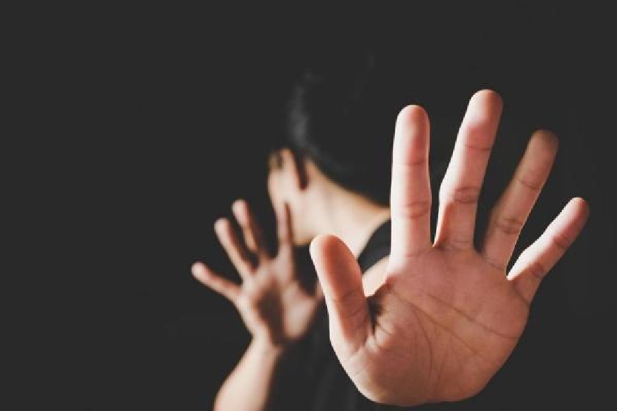 Bihar News: दरिंदगी की सारी हदें पार! पति ने चाचा और सहयोगियों के साथ मिलकर पत्नी के साथ की हैवानियत