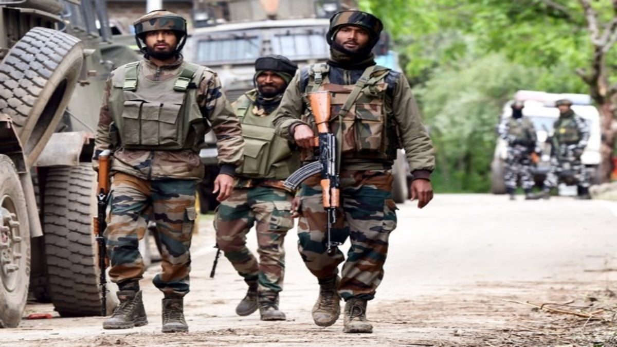 India Pakistan News : J&K के शोपियां में सुरक्षा बलों का बड़ा एक्शन, लश्कर के 3 आतंकी ढेर, ऑपरेशन ‘केलर’ अभी भी जारी ..