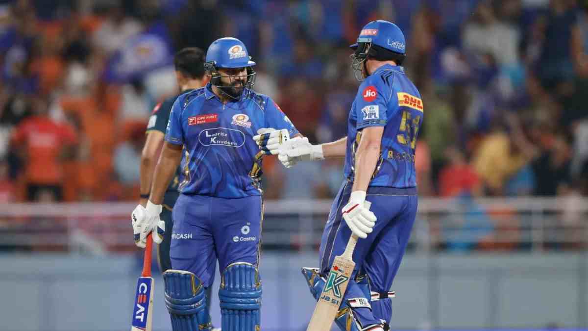 IPL 2025 Eliminator GT vs MI : मुंबई ने गुजरात को 229 रन का दिया टारगेट, रोहित शर्मा ने IPL में पूरे किए 300 छक्के, प्रसिद्ध-साई किशोर ने झटके 2-2 विकेट