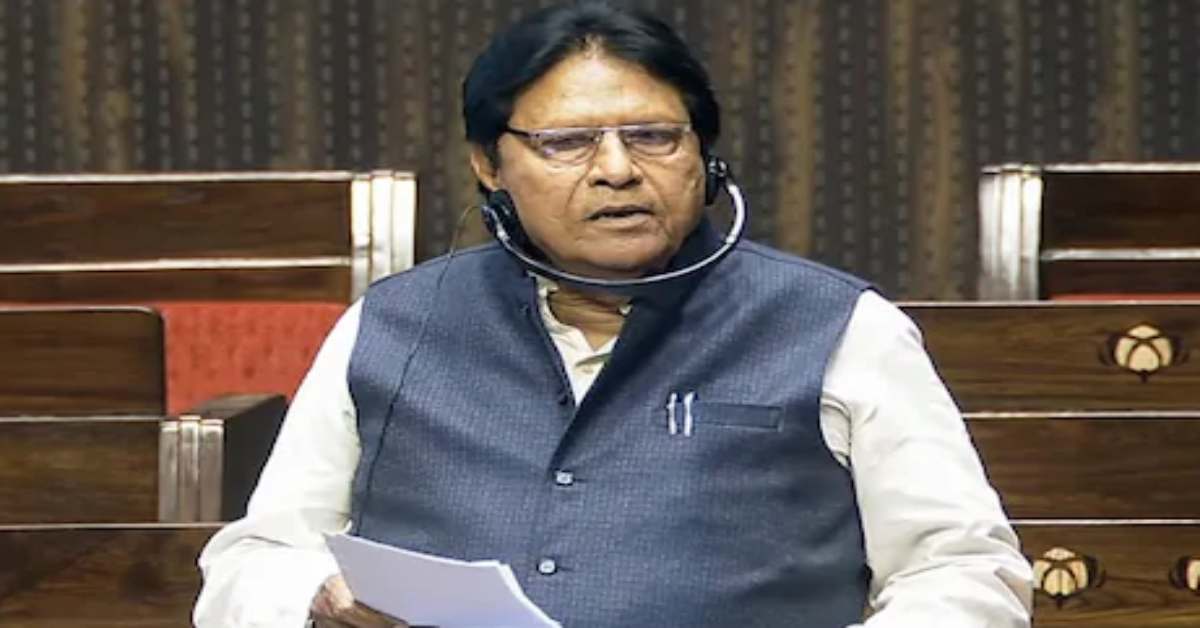योगी’राज’ में कानून है या ‘जंगलराज’! बीच सड़क सांसद रामजीलाल सुमन के काफिले को करणी सेना ने रोका, फिर जो किया…