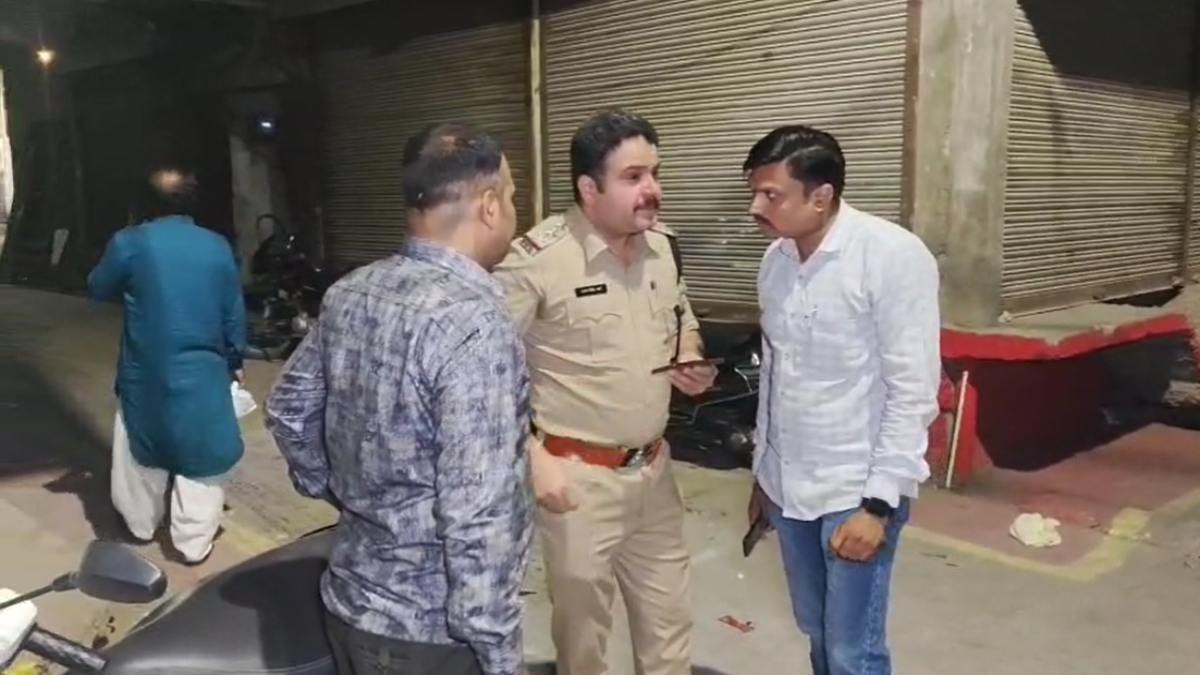 व्यापारी से 9 लाख की लूट: तीन बदमाशों ने वारदात को दिया अंजाम, पुलिस खंगाल रही सीसीटीवी फुटेज