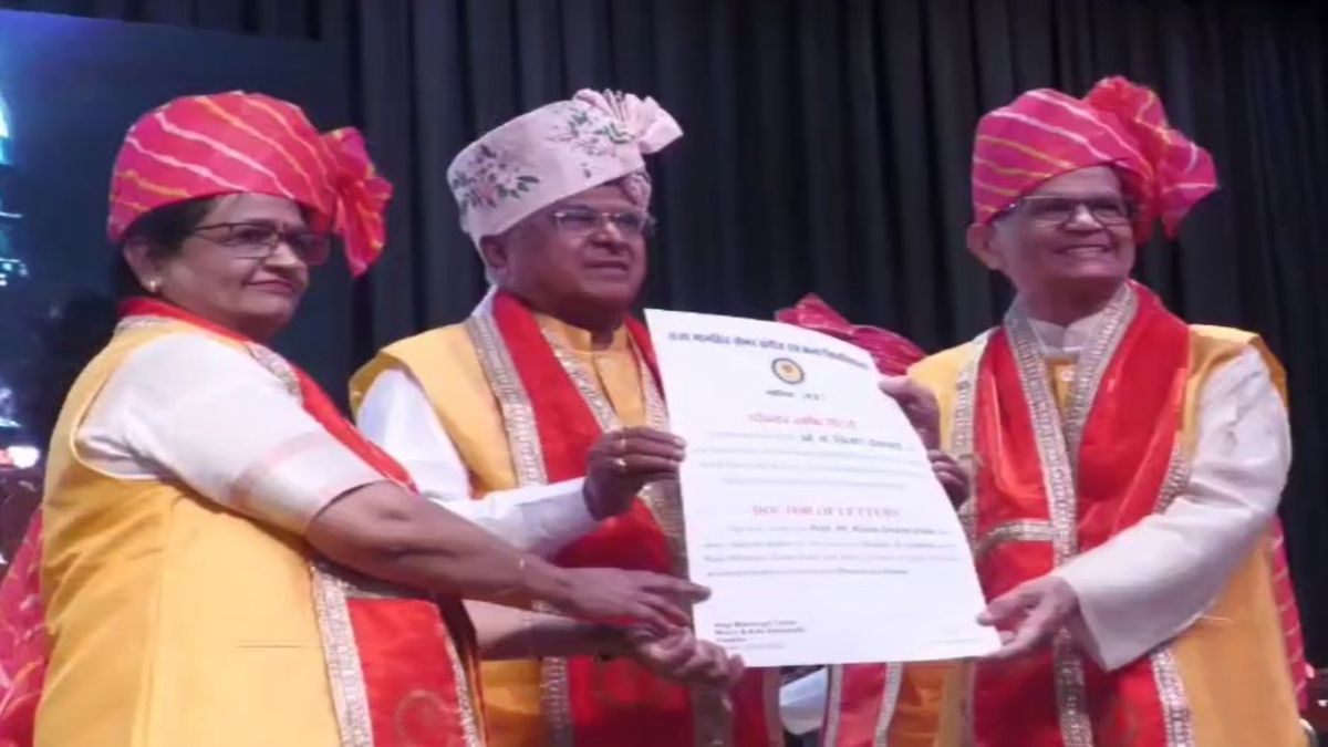 संगीत एवं कला विश्वविद्यालय का छठवां दीक्षांत समारोहः राज्यपाल ने 122 स्वर्ण पदक, 33 शोध उपाधियां प्रदान की, किरण देशपांडे डी.लिट की मानद उपाधि से सम्मानित