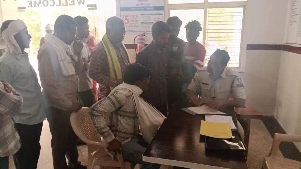 सड़क हादसे में पति पत्नी की मौतः बाइक सवार दंपति को अज्ञात वाहन ने मारी टक्कर, अस्पताल पहुंचने से पहले तोड़ा दम