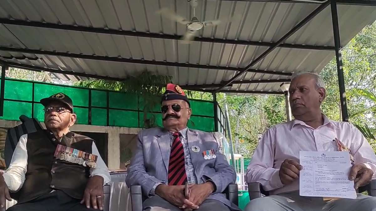 बीएसएफ के रिटायर्ड अधिकारियों का जज्बा: फिर से युद्ध के मैदान में जाकर देश की सेवा करने की जताई इच्छा
