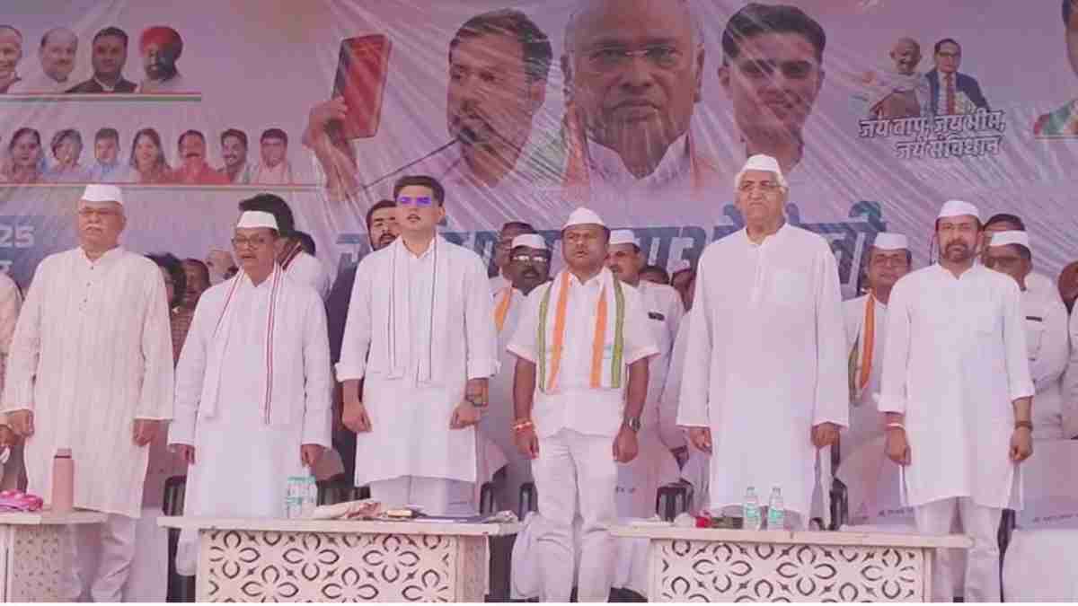 संविधान बचाओ रैली : जांजगीर में कांग्रेस नेताओं ने भरी हुंकार, भाजपा पर संविधान की धज्जियां उड़ाने का लगाया आरोप, सचिन पायलट बोले – 3 साल बाद प्रदेश में होगा BJP का सूपड़ा साफ