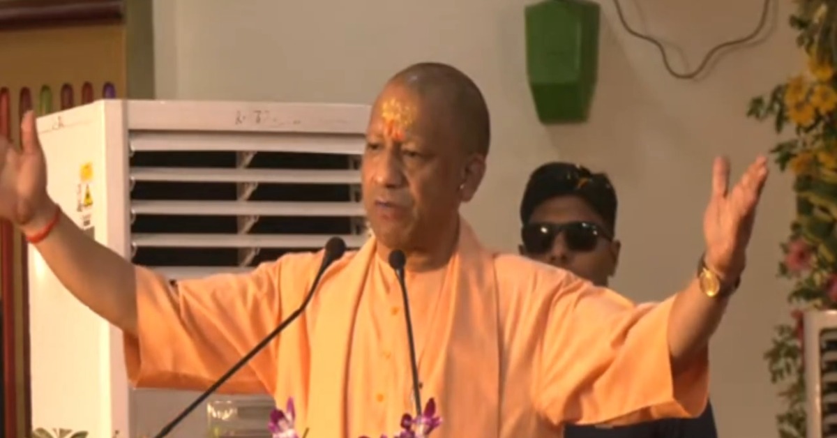 श्री हनुमत कथा मण्डपम से सीएम योगी की गर्जना : बोले- हनुमान जी की तरह हमें कालनेमी को पहचानने की जरूरत, भारत की सुरक्षा में सेंध लगाने वालों को पहचानें