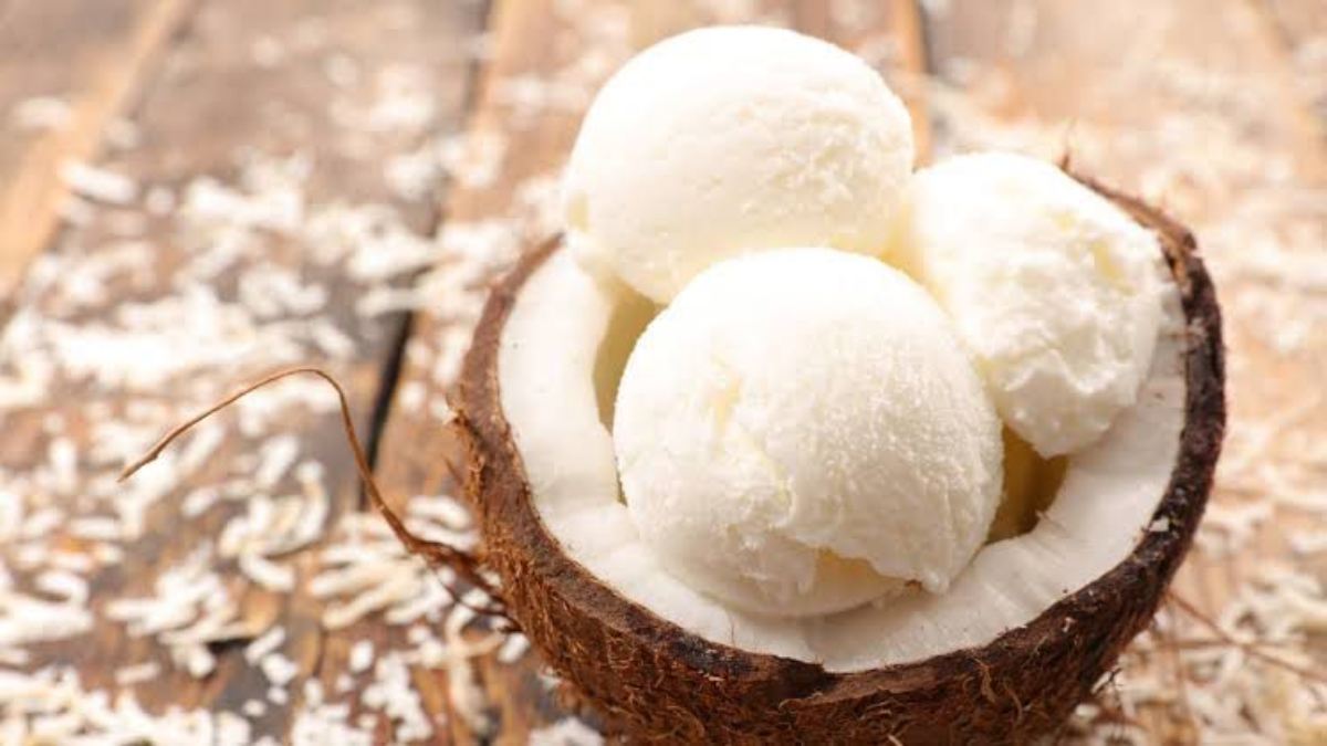 Coconut Ice Cream : बहुत यम्मी लगती है नारियल की आइसक्रीम, ये है घर पर बनाने की विधि …