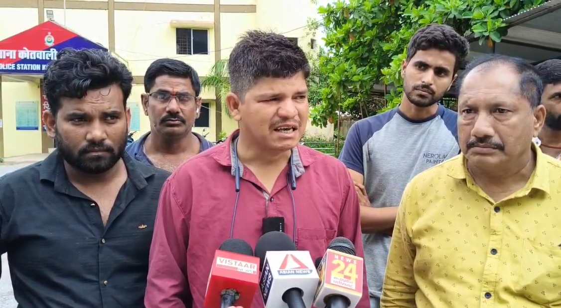 हॉस्पिटल की लापरवाही ने ली जान! निजी नर्सिंग होम में प्रसव के बाद महिला की मौत, परिजनों ने इलाज में लापरवाही का लगाया आरोप, सवालों के घेरे में स्वास्थ्य व्यवस्था