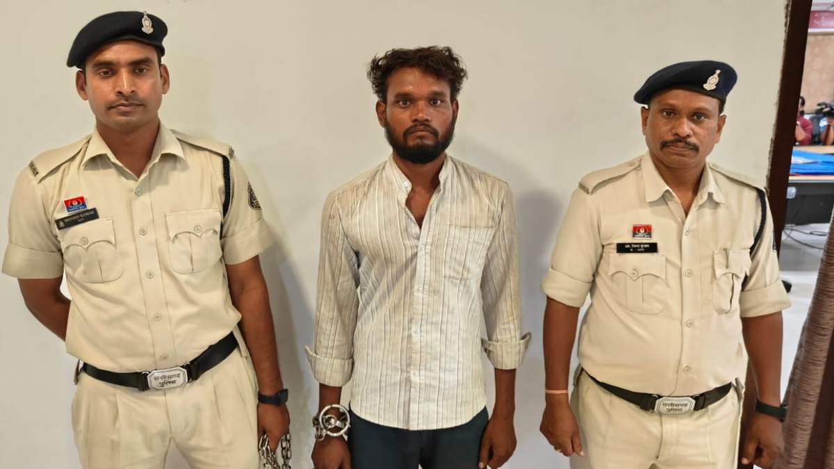 CG CRIME: ड्राइवर ने मालिक के दुकान से पार किए 27 लाख, घर के चप्पे-चप्पे की थी जानकारी, पुलिस ने किया गिरफ्तार…