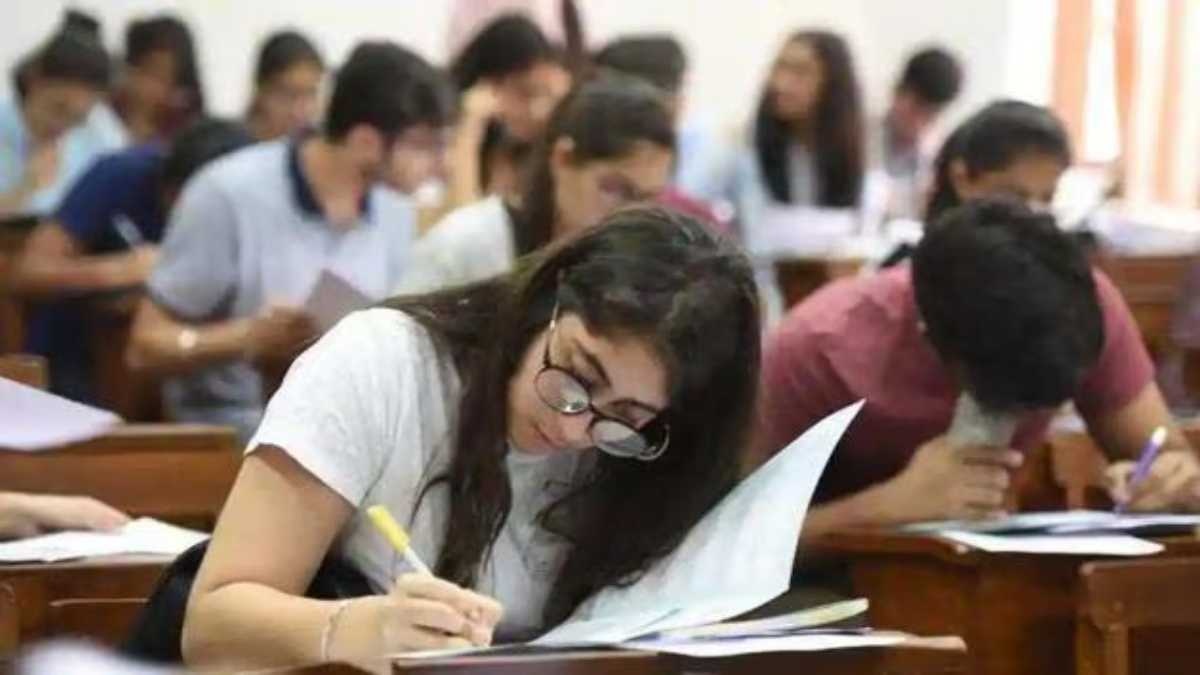 UPPCS Main Exam: दो पालियों में होगी परीक्षा, जानिए कब से शुरू होगा एग्जाम