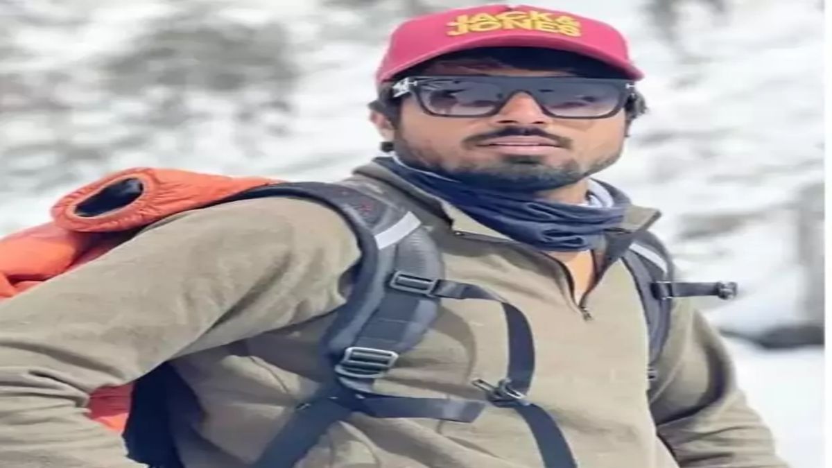 सनातन एकता के लिए यात्रा पर निकले अंतरराष्ट्रीय पर्वतारोही नरेंद्र यादव: बोले- सोशल मीडिया पर तार तार की जा रही भारतीय संस्कृति, लोगों को कर रहे जागरूक