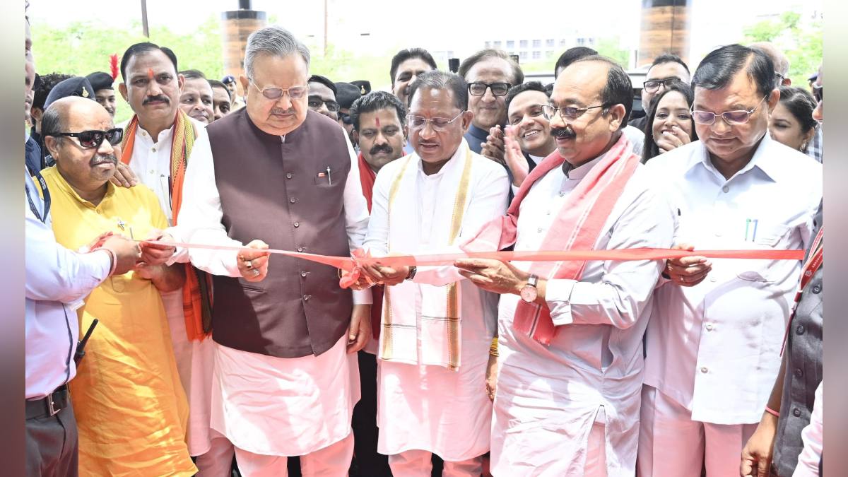 CM विष्णुदेव साय ने मध्य भारत के पहले हाई-टेक ISTA अस्पताल का किया शुभारंभ, कहा- प्रदेशवासियों को मिलेंगी अत्याधुनिक और गुणवत्तापूर्ण स्वास्थ्य सुविधाएं…