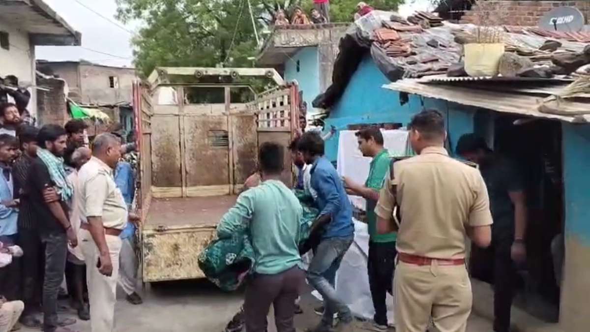 दंपति ने मौत को लगाया गले: पिता ने खटखटाया दरवाजा तो मंजर देख उड़े होश, जांच में जुटी पुलिस