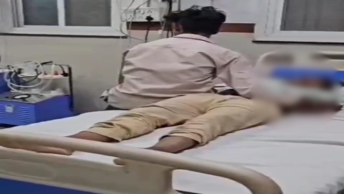परीक्षा में असफल होने पर आत्महत्या: शादी समारोह में गया था परिवार, इधर छात्रा ने फांसी लगाकर दे दी जान