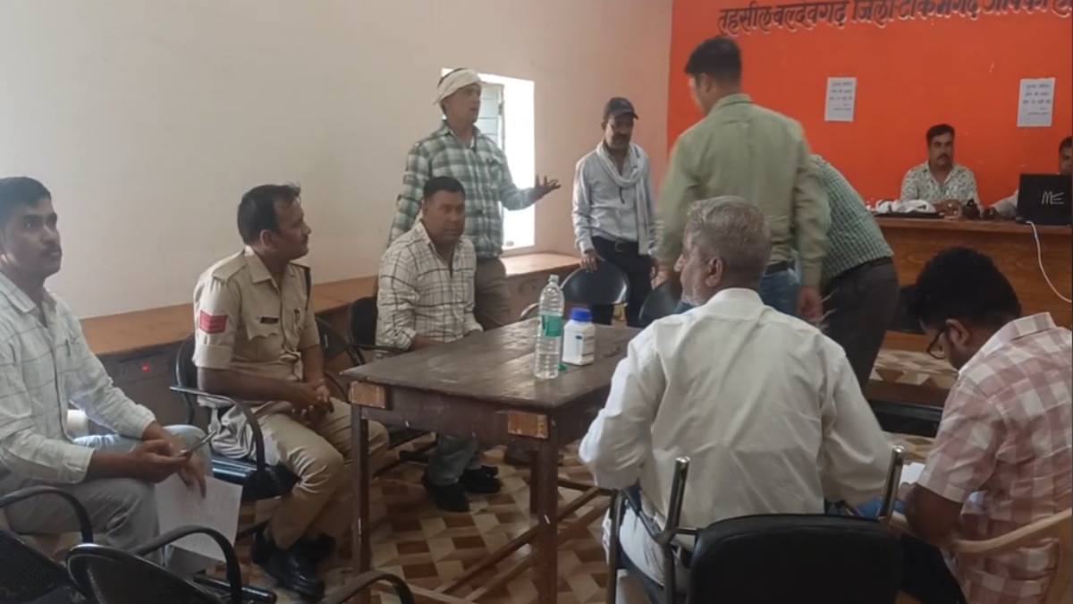 लोकायुक्त की बड़ी कार्रवाई: हेड कॉन्स्टेबल पांच हजार घूस लेते रंगे हाथों गिरफ्तार, इस काम के लिए मांगी थी रिश्वत