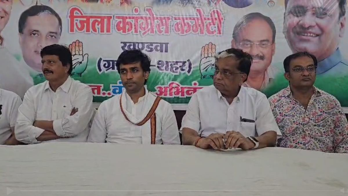 जीतू पटवारी के भाइयों पर FIR मामले में भड़की कांग्रेस: विक्रांत भूरिया बोले- हम राहुल गांधी के सच्चे सपाही, कितनी भी केस कर दो…