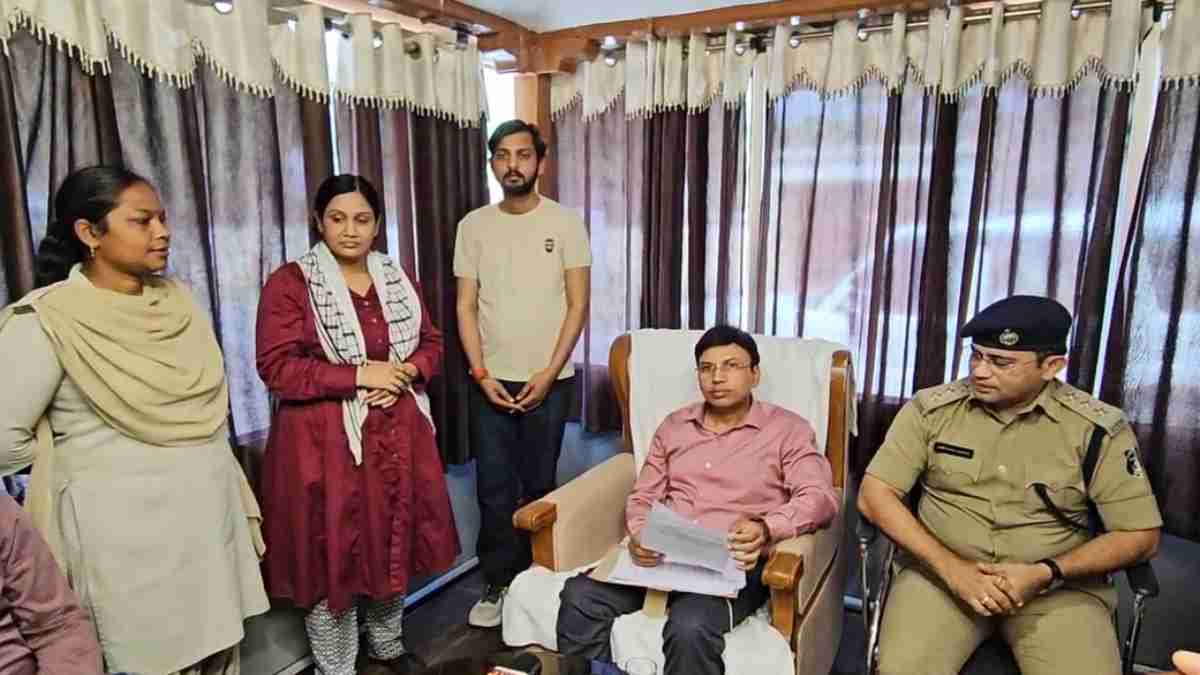 150 करोड़ की ठगी, अंतर्राज्यीय ठग गिरोह गिरफ्तार : कई राज्यों के पीड़ितों ने पुलिस को बताई अपनी पीड़ा, SSP शशिमोहन बोले – फरार आरोपियों की जल्द होगी गिरफ्तारी