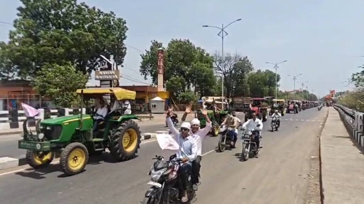 मुश्किल में अन्नदाता: मूंग की फसल पकने के कगार पर, अब तक नहीं जारी हुई MSP, विरोध में किसानों ने निकाली ट्रैक्टर रैली