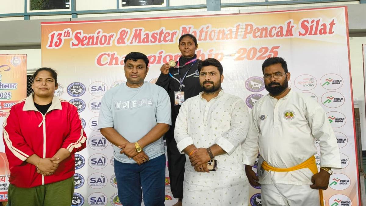 बस्तर की कविता धुर्वे ने रचा इतिहास, पेंचाक सिलाट कॉम्पिटिशन में जीता राष्ट्रीय पदक…