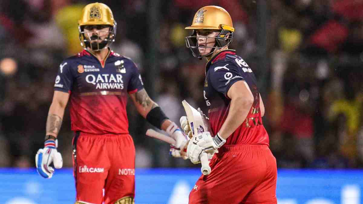 RCB vs CSK IPL 2025: बेंगलुरु ने चेन्नई को 2 रन से हराया, शेफर्ड ने 14 गेंदों पर जड़ा अर्धशतक, विराट-जैकब का भी चला बल्ला