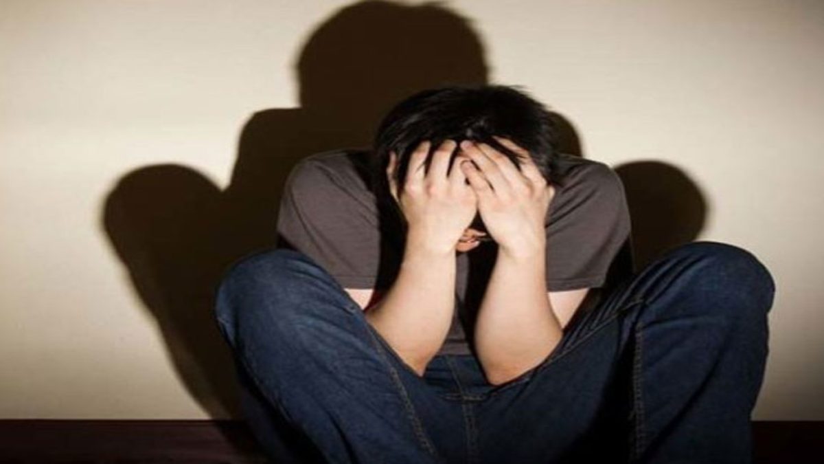 लोहे का सरिया दिखा कर नाबालिग छात्र से अननेचुरल सेक्स की कोशिश, कोर्ट ने कहा- यह संगीन अपराध, आरोपी को 10 साल की सजा