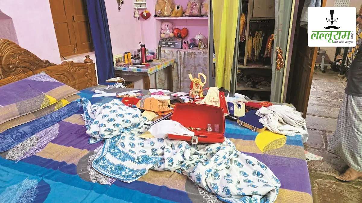 रिटायर्ड फौजी के घर चोरों ने बोला धावा: लाखों के आभूषण और नकदी पर किया हाथ साफ, पुलिस पर लापरवाही का आरोप