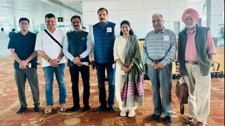 ड्रोन हमले की चपेट में आने से बाल-बाल बचा भारतीय सांसदों का विमान : मॉस्को हवाई क्षेत्र में लगाता रहा चक्कर, कनिमोझी समेत सभी अन्य सांसद सुरक्षित
