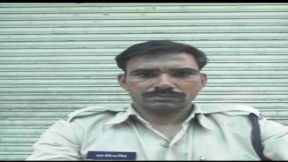 महाकाल थाने के हेड कॉन्स्टेबल की हार्ट अटैक से मौत, अस्पताल पहुंचने से पहले तोड़ा दम, पुलिस महकमे में शोक की लहर