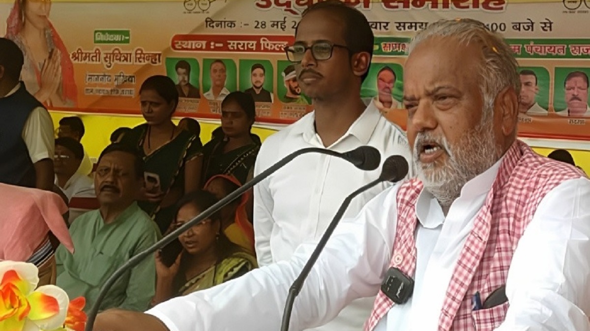 Bihar News : मंत्री ने किया पार्क का उद्घाटन, महिलाओं और युवाओं के सशक्तिकरण पर दिया जोर, विपक्ष पर साधा निशाना